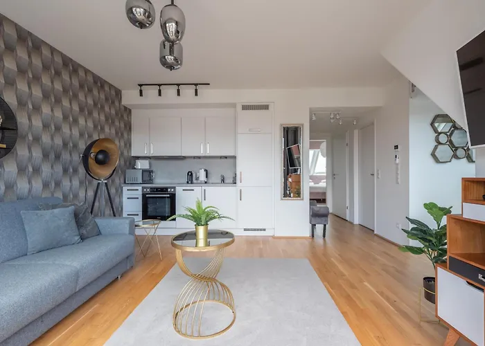 Luxurious Living With Beautiful Terrace Apartman *