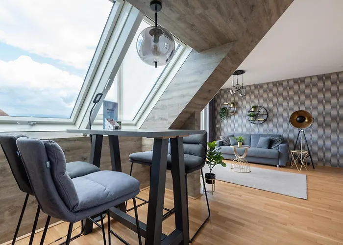 Apartman Luxurious Living With Beautiful Terrace